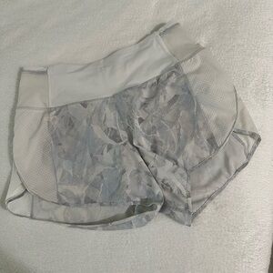 Lululemon Speed Up Lined Short 2.5"